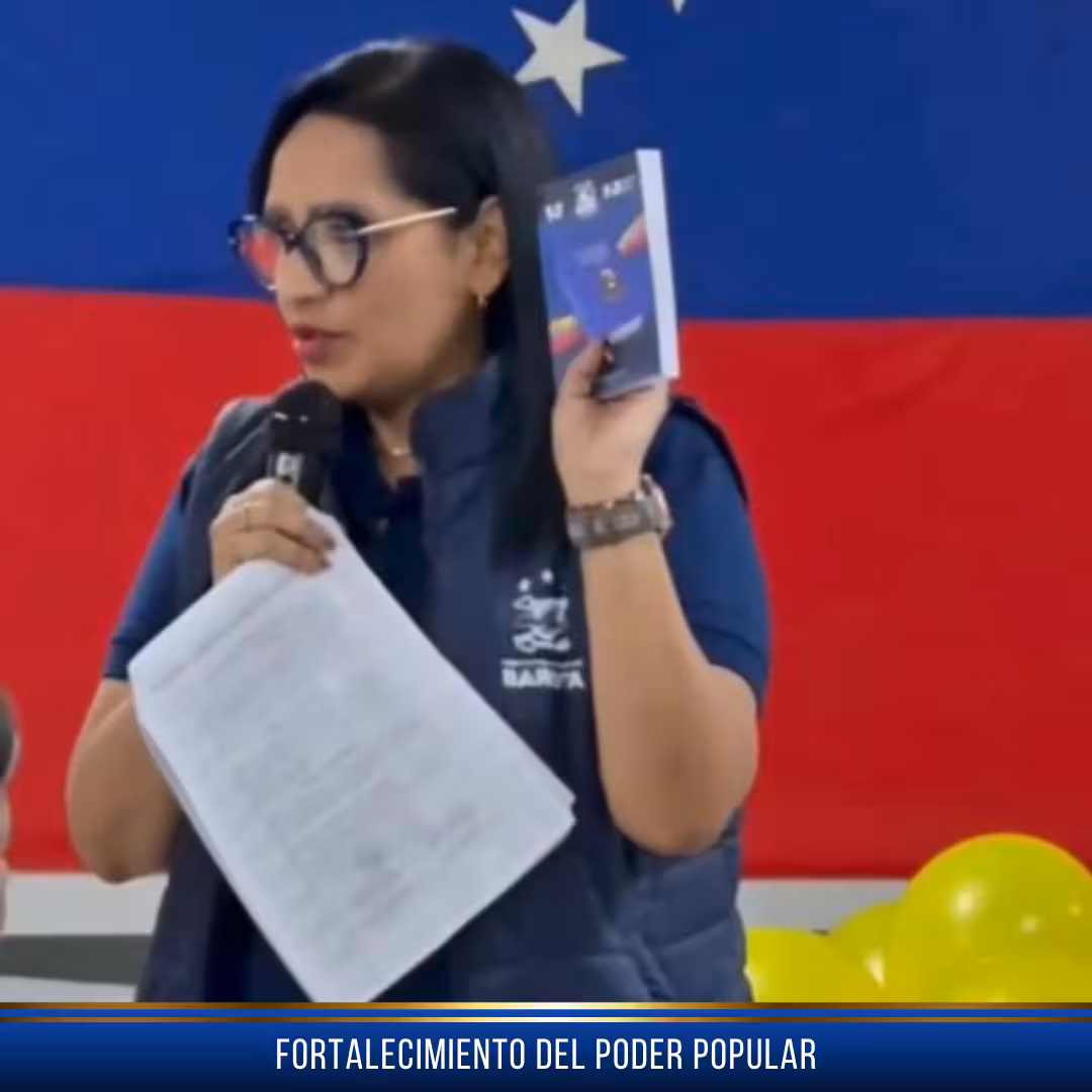Entrega de material informativo sobre control fiscal